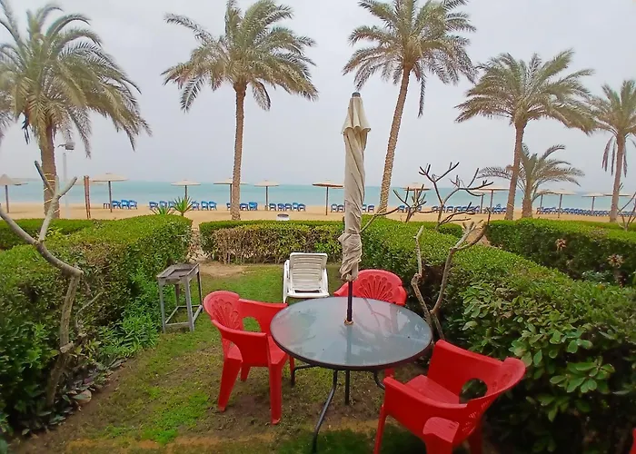 Resort شالية العين السخنة قرية بيلاجيو عائلات صف اول على البحر *