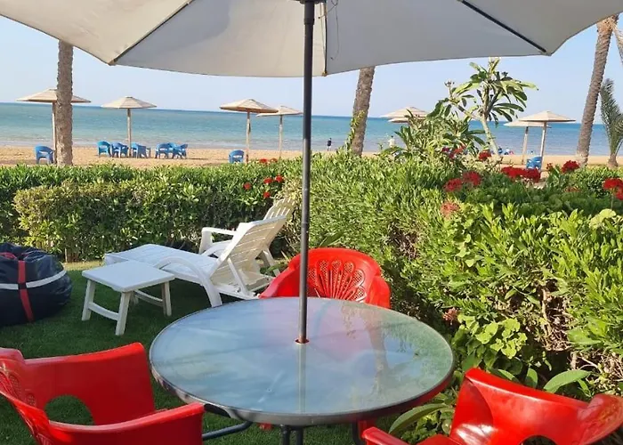 Resort شالية العين السخنة قرية بيلاجيو عائلات صف اول على البحر