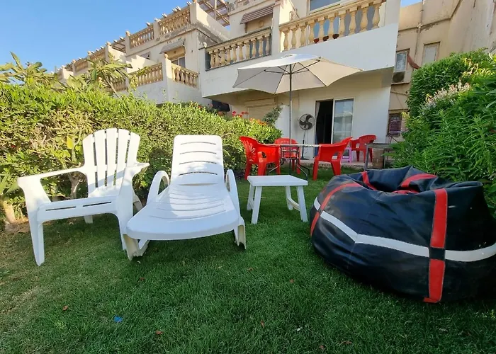 شالية العين السخنة قرية بيلاجيو عائلات صف اول على البحر * Ain Sukhna
