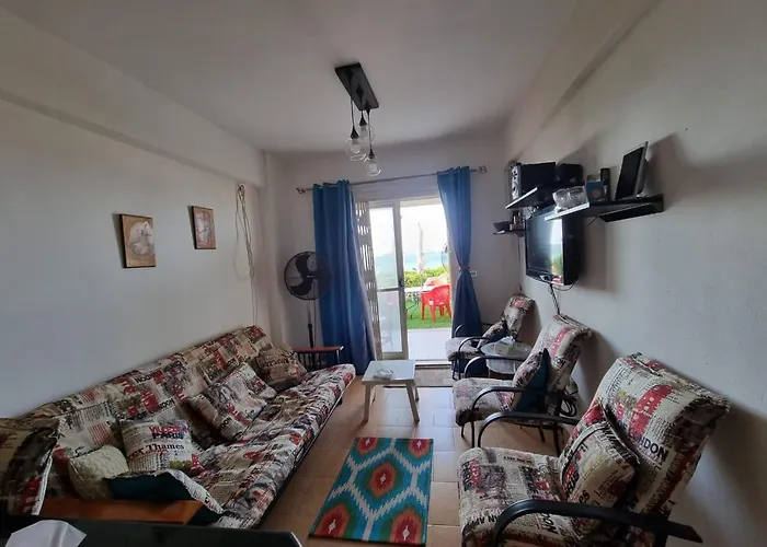 شالية العين السخنة قرية بيلاجيو عائلات صف اول على البحر *