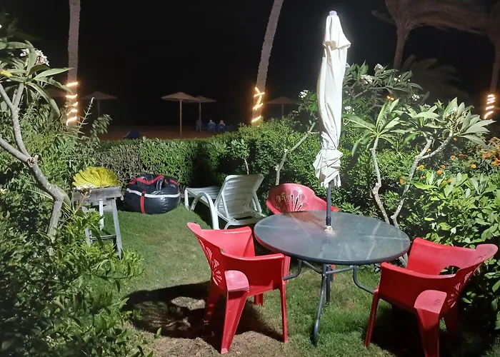 شالية العين السخنة قرية بيلاجيو عائلات صف اول على البحر